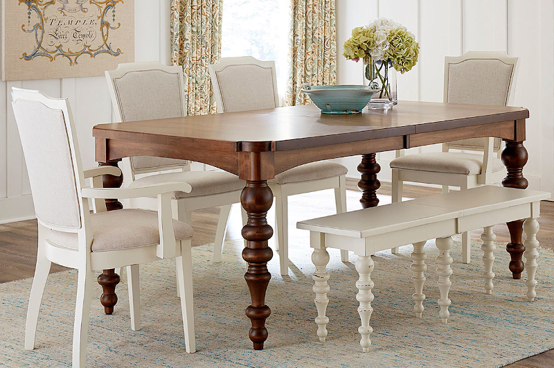tupelo dining room table